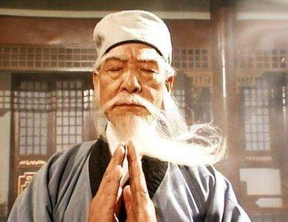 乔峰|萧峰，段誉，虚竹三人联手可以打败扫地僧吗？