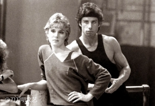 约翰·特拉沃尔塔|约翰·特拉沃尔塔痛失爱妻，牵手29年，曾共同面对同性传闻、经历丧子之痛