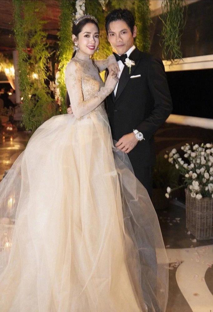 郭碧婷|郭碧婷发博疑似产前抑郁，向佐澄清并告白，豪门媳妇不好当？