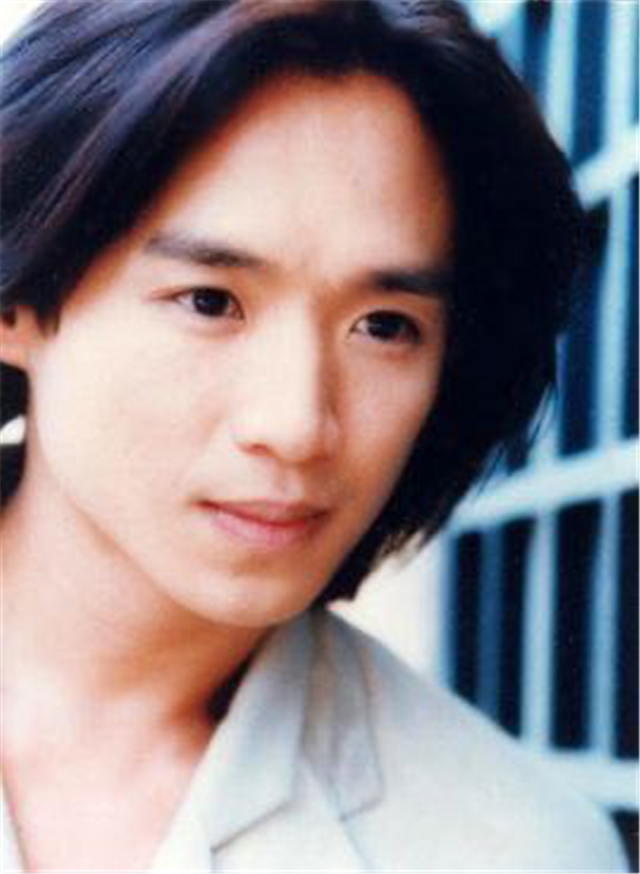 张柏芝|张柏芝初恋男友朱永棠近照曝光，曾表示非常同情谢霆锋