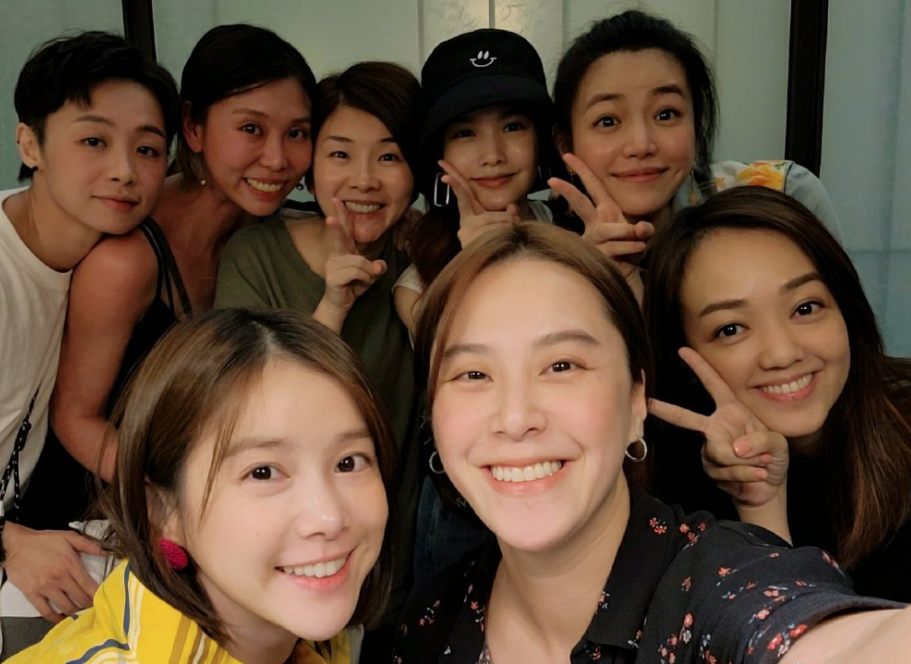 陈妍希|杨丞琳陈妍希相约健身房，两大冻龄女神素颜同框，颜值爆灯