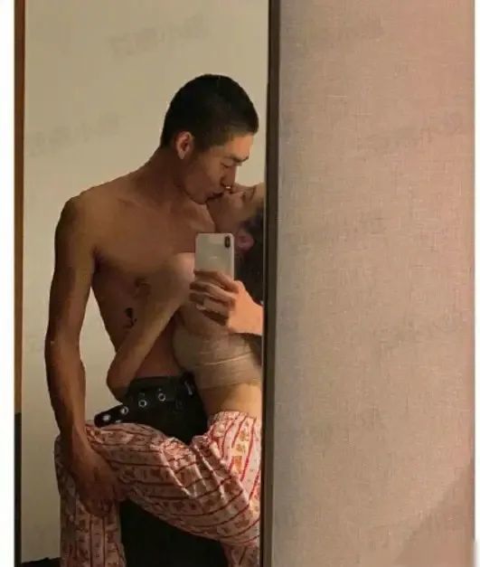 分手|还没红就要糊了？短短18天就甩出两份分手声明，太刷新三观了！