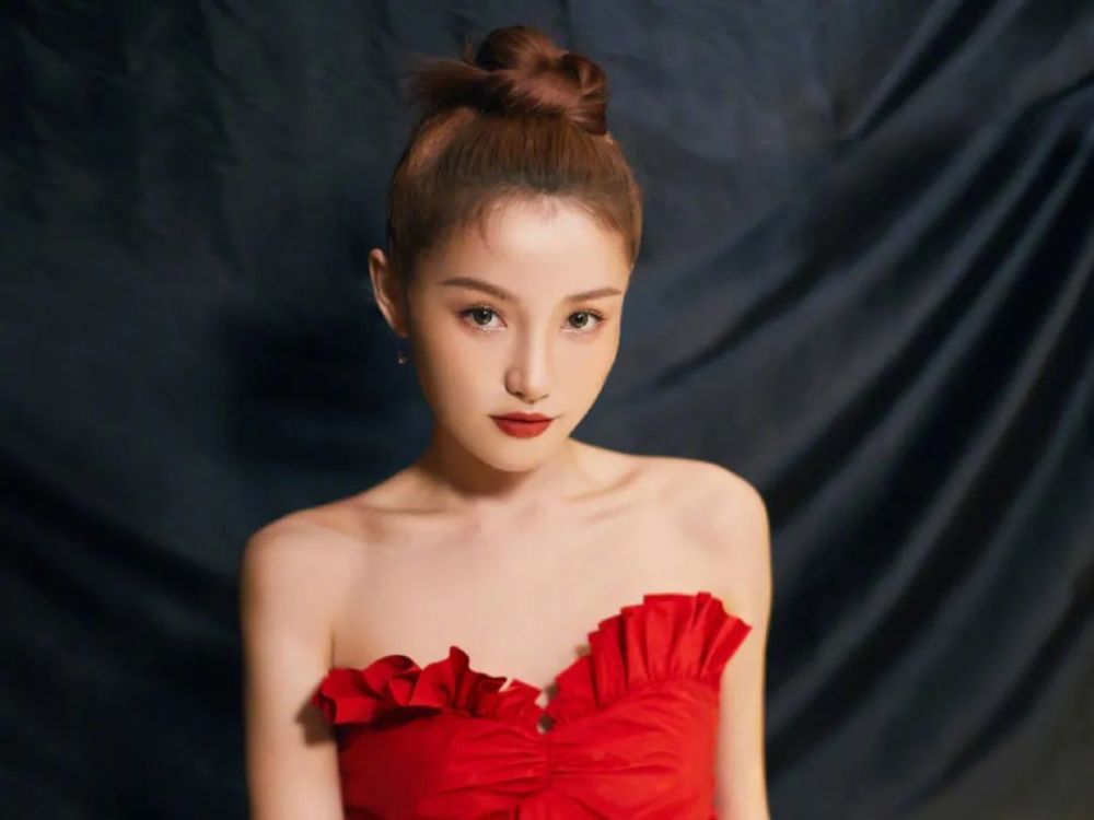 分手|还没红就要糊了？短短18天就甩出两份分手声明，太刷新三观了！