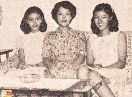 李嘉欣|50岁李嘉欣公开素颜照，网友惊呼认不出来：憔悴衰老，样子很怪