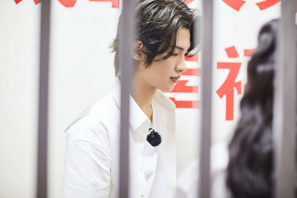 创业陷阱|《密逃2》全员被困遭遇创业陷阱 杨幂邓伦上演爆笑逃脱