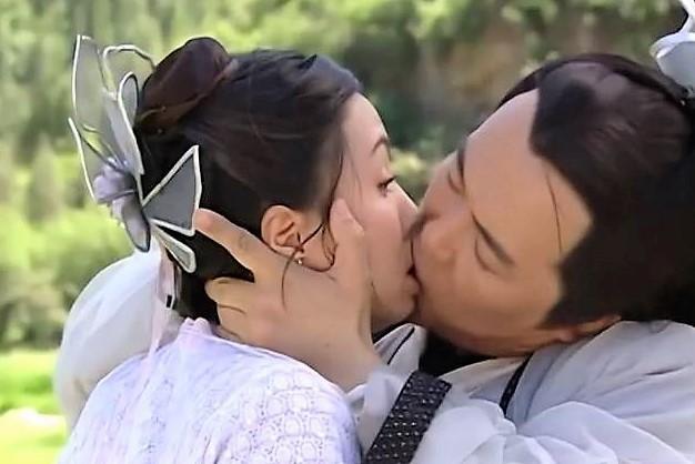 金庸先生笔下两段杨芙恋都没有圆满的结局