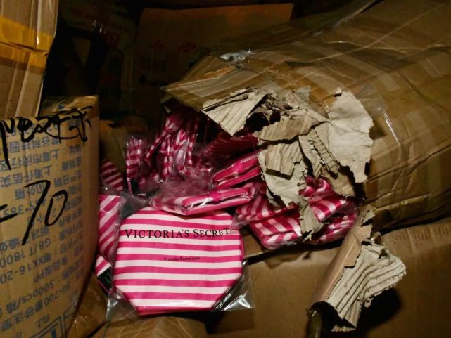 知识|山寨限量款皮包、走私入境的医美产品......警方严打侵犯知识产权