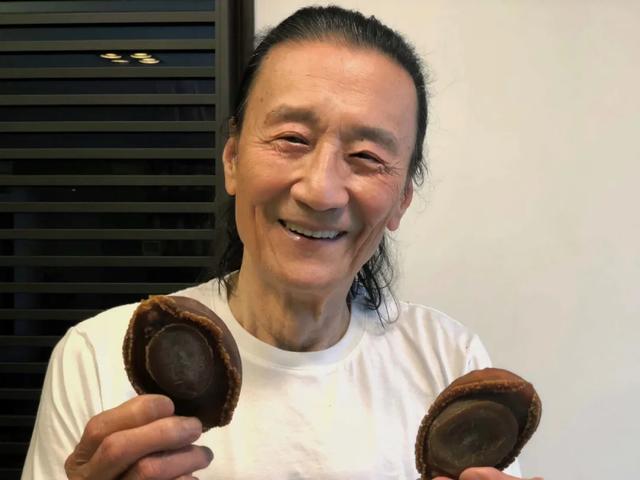 谢霆锋|谢霆锋最爱的女人之一，情史丰富胜过张柏芝，孩子生父至今是个谜