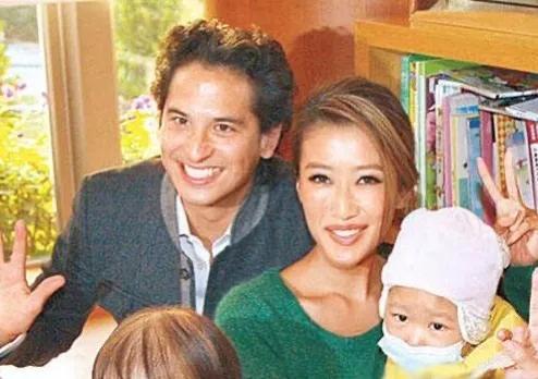 谢霆锋|谢霆锋最爱的女人之一，情史丰富胜过张柏芝，孩子生父至今是个谜