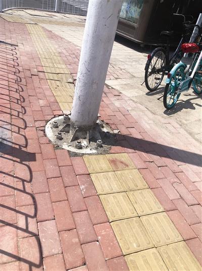 明眼人占盲道你算哪一道