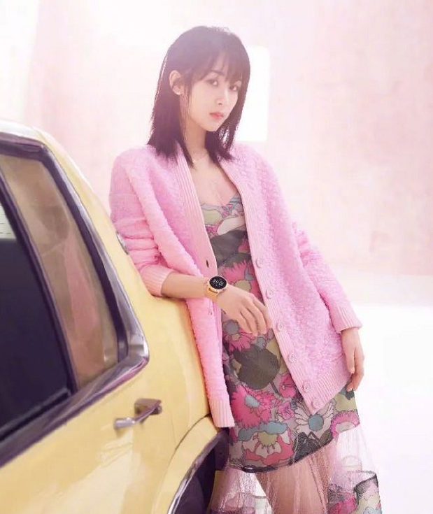 杨紫|杨紫吴亦凡深夜聚餐，古装剧合作CP感十足，这吻戏我心动了