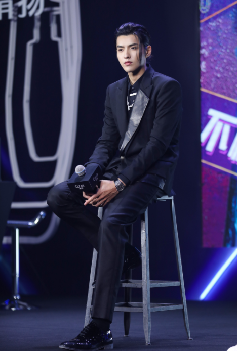 杨紫|杨紫吴亦凡深夜聚餐，古装剧合作CP感十足，这吻戏我心动了