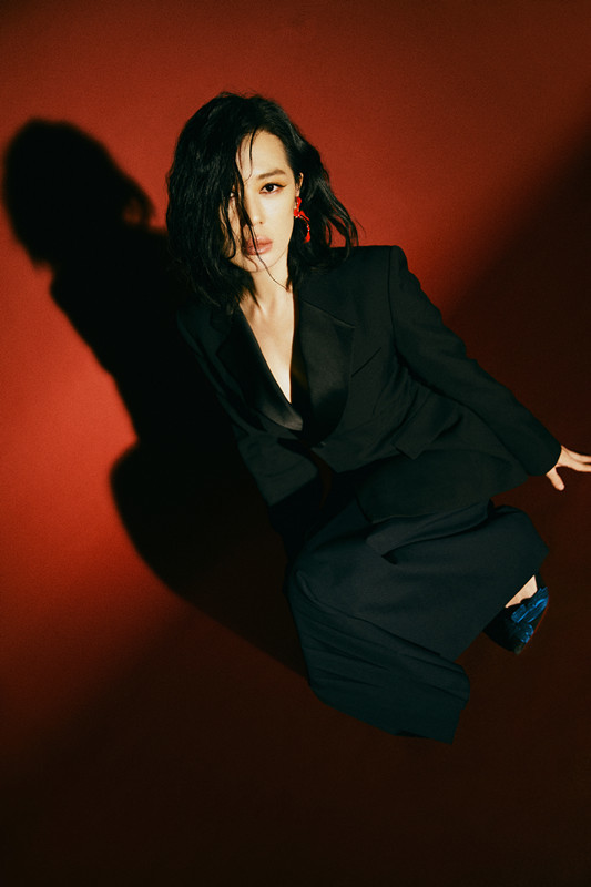 余男|余男和王全安、张雨绮、大S、汪小菲的情感纠缠