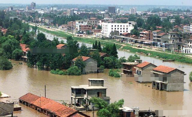 湖北98年的特大洪水记录当年的场景你还记得吗