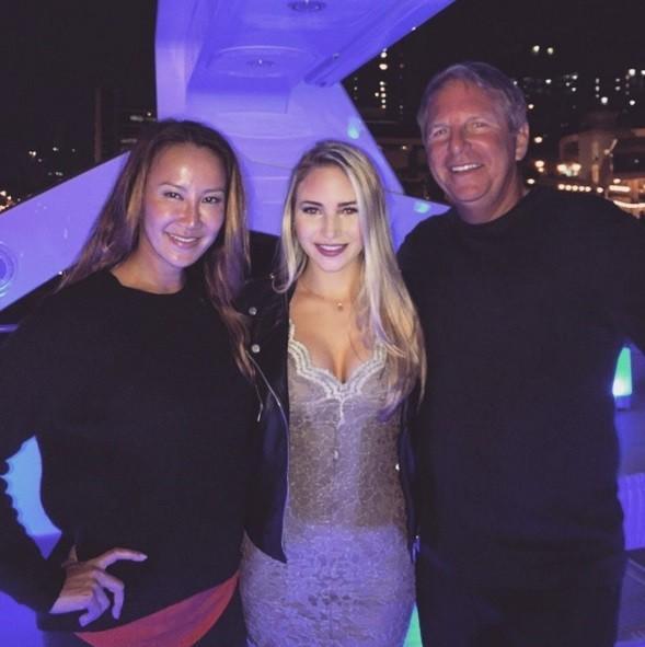 李玟|李玟悲观发文疑豪门婚姻有变，姐姐否认：她在自我检讨，什么事不方便说