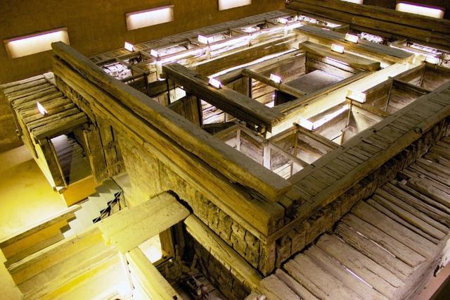 刘胥|第一代“广陵王”陵墓被炸出，比马王堆大18倍，专家：木头就值170亿