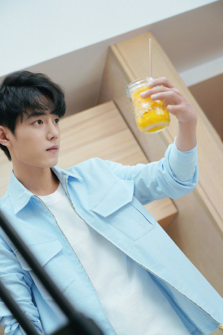 肖战工作室|肖战工作室致歉被指“为时已晚”，替平台背锅还是被迫认错？