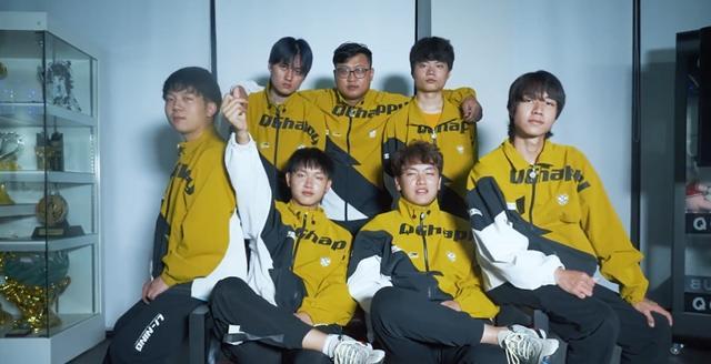 qg语音曝光,刺痛单杀江城是fly指挥的,刺痛直言:fly还是关键