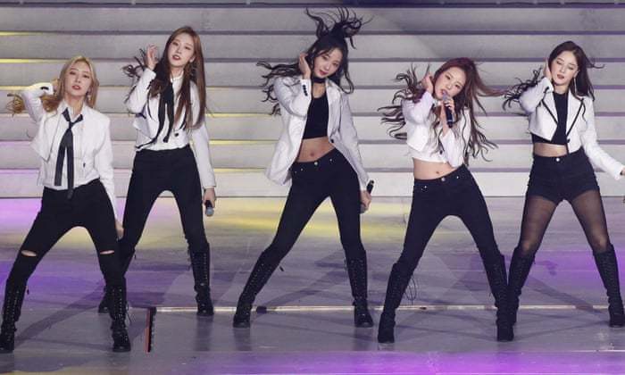 韩国_社会|韩国男网友辱骂女团成员像“酒吧女招待”，遭罚款50万韩元