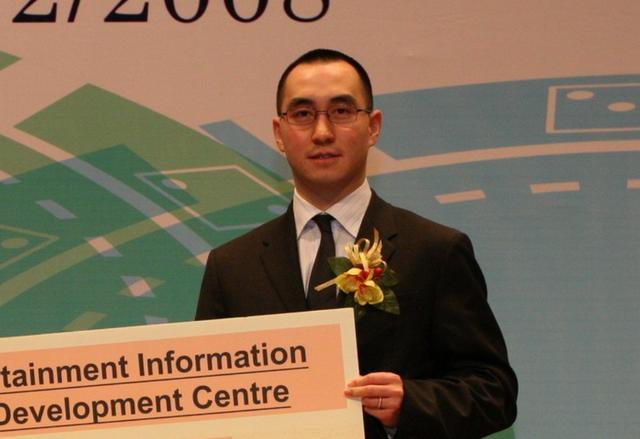 何鸿燊|赌王去世49天，何猷君回归事业何猷亨忙恋爱，子女各奔东西显凉薄