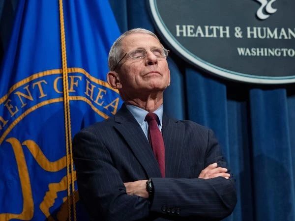 佛罗里达州|美国每天新冠确诊6万，佛州“跻身”全球第四，这个锅竟然要他背？