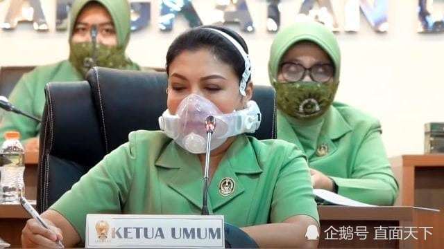 印度_社会|我的是钻石的！继黄金口罩后 印度再现近4万元钻石口罩