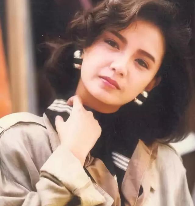 梁朝伟|和朋友面试却被看中，三分三合错过梁朝伟，至今刘嘉玲不敢提她