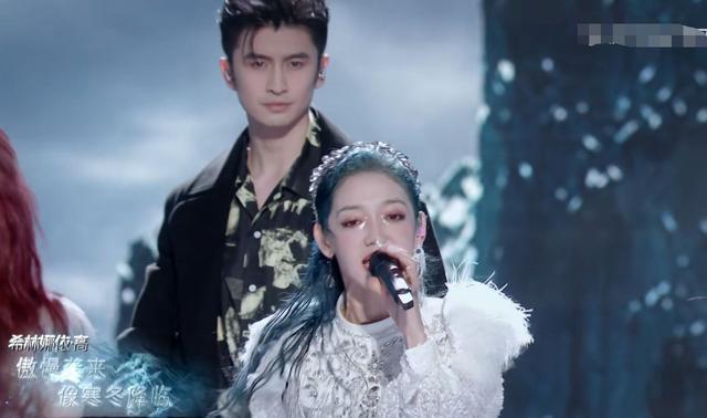 硬糖少女303|个人专辑迫不及待发出，希林也要学刘雨昕，C位都这么牛吗？