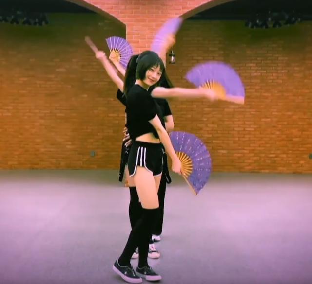 伊能静|《浪姐》三训难度太高？伊能静急到踹墙，吐槽比生孩子还难！