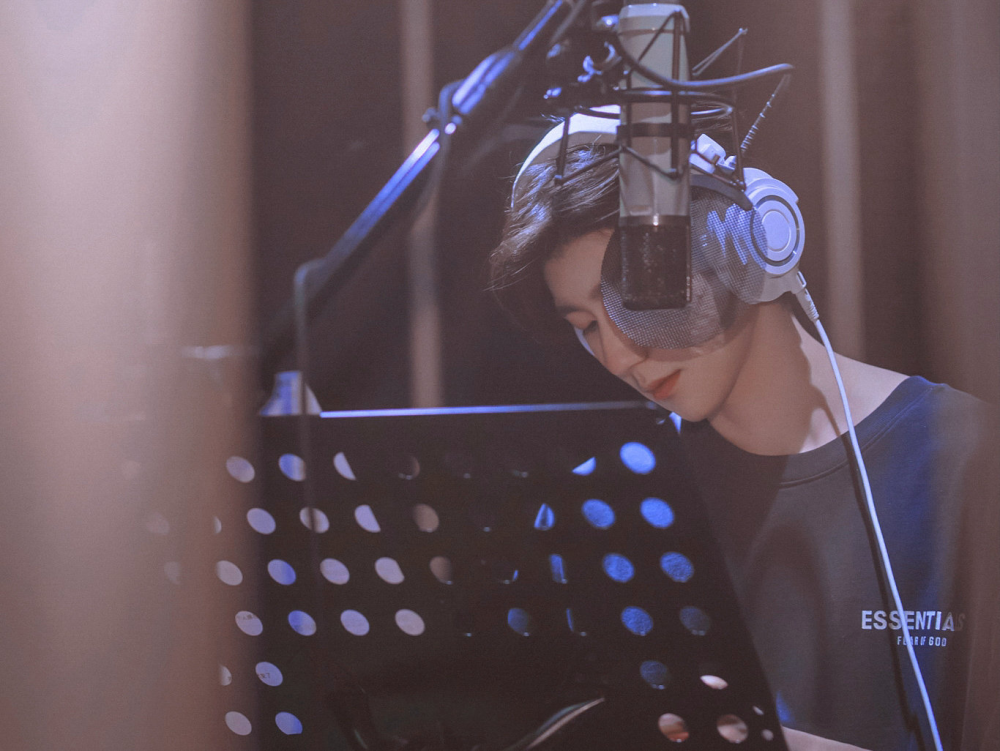 王源全新ep即将上线四百击传递出敢想敢拼的少年态度