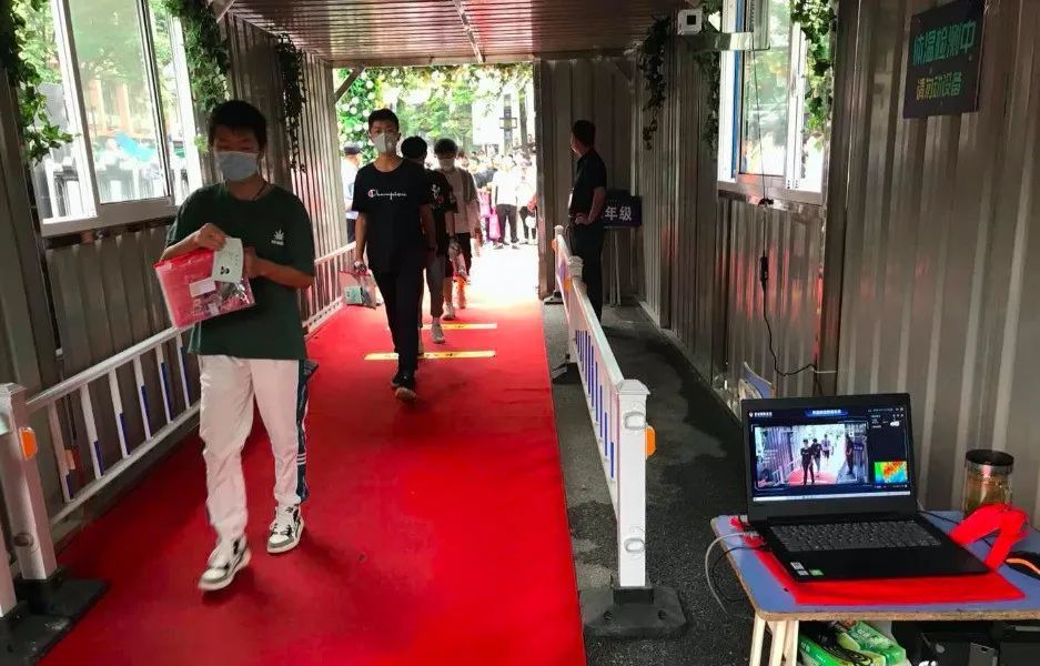 铜陵市中考成绩排名_安徽铜陵中学卓越班2020高考成绩出炉:理科最高670