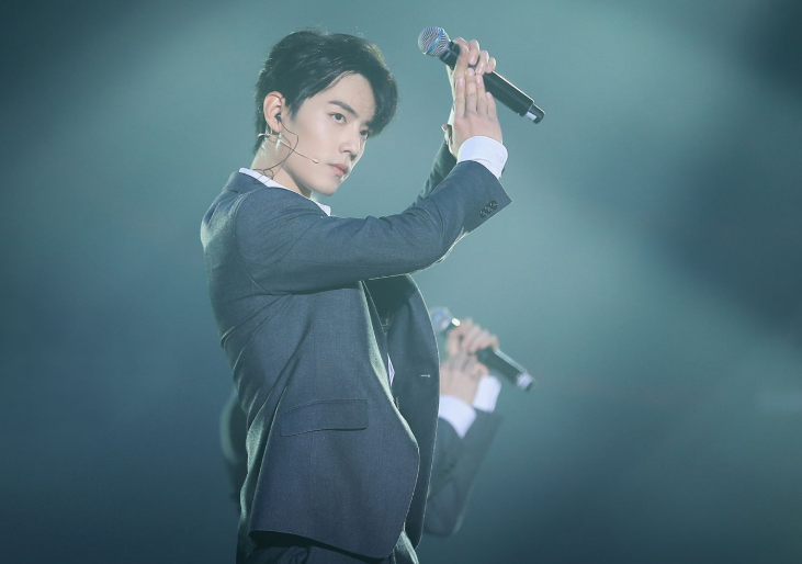 肖战方|肖战方对话平台后，网友曝与肖战方签的“炒作”合同回踩工作室