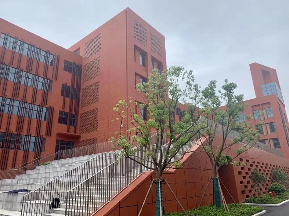 32周歲還是團員嗎_vte防治應急預案_曇華寺天南附小是公辦還是民辦