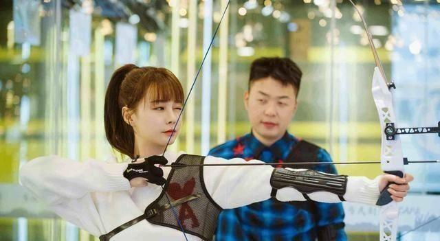 沈梦辰|万茜做完手术后首次发文，用左手打了6个字为沈梦辰加油