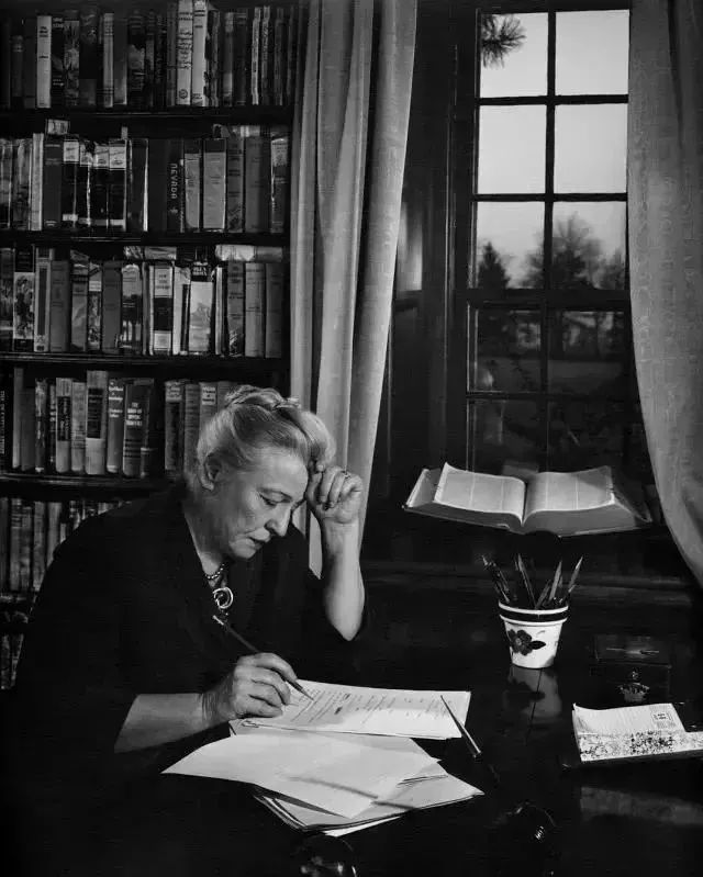 赛珍珠|作品遭审查，赴中国又被拒，赛珍珠80岁抱憾离世，生前曾援华抗日