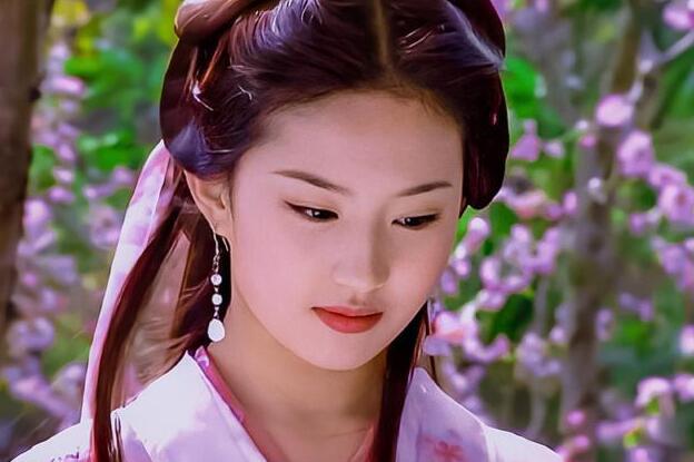 刘亦菲|与刘亦菲一样，同走仙女路线的鞠婧祎，为何不受待见了呢？