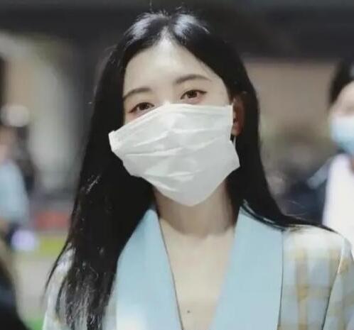 刘亦菲|与刘亦菲一样，同走仙女路线的鞠婧祎，为何不受待见了呢？