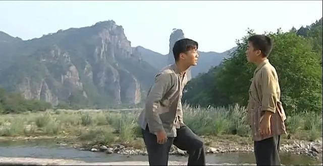 活着|余华《活着》：因一部书走进千家万户，也因太过用心被疾病击倒