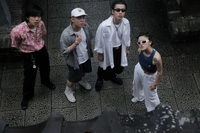 hoo乐队软萌浪潮中的热血少年