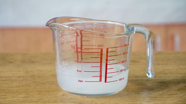 5,石灰水澄清后只用上面的水4,如果你搓出来颜色和气泡都不对的话,就