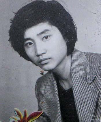 张亚东|多情才子张亚东：让高圆圆痴恋，被瞿颖苦守，为何51岁还如此吃香