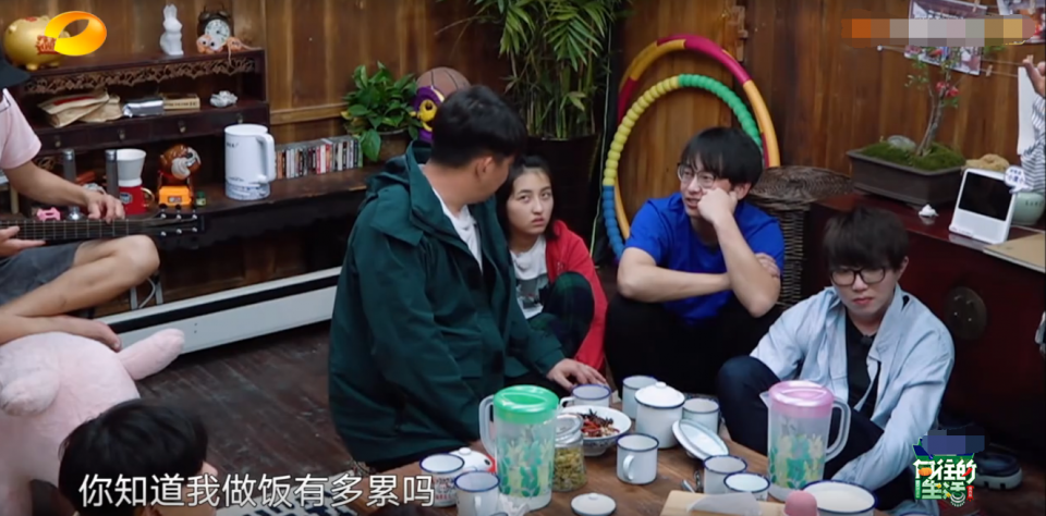 黄磊|《向往的生活》四季，一步步变身专职厨师的黄磊，用行动表达不满