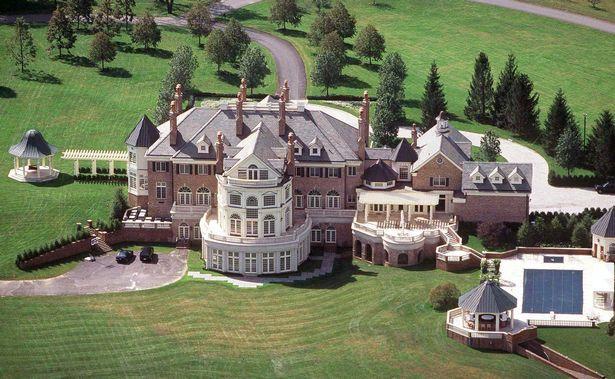 布鲁克林·贝克汉姆|贝克汉姆长子将“嫁”豪门？岳父身家超114亿，出资3500万办婚礼