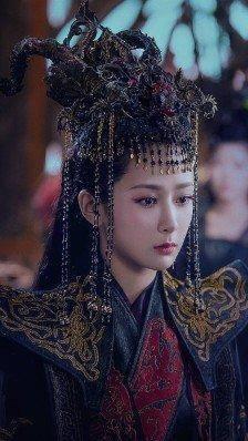 杨紫|《青簪行》新路透曝光！杨紫身形消瘦古装惊艳，摆脱虎背熊腰魔咒