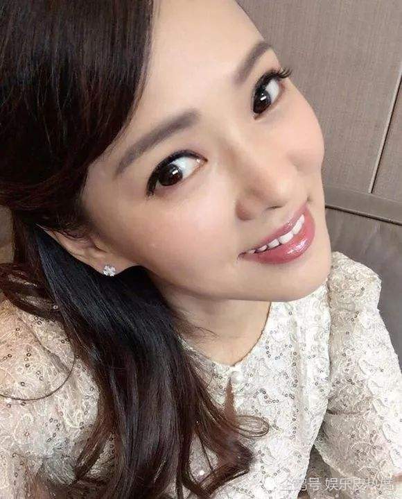 伊能静|伊能静喊同龄人阿姨，在节目中行为迷惑，一点不像52岁的人