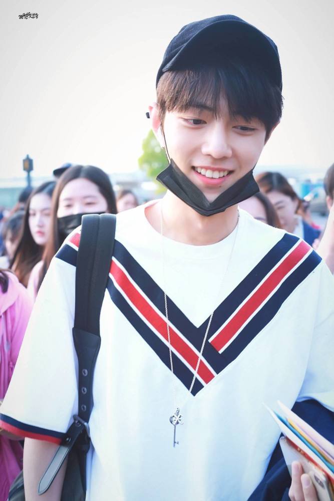 肖战|肖战方首次诚意道歉：承认管理不到位，跟所有人说声“对不起”