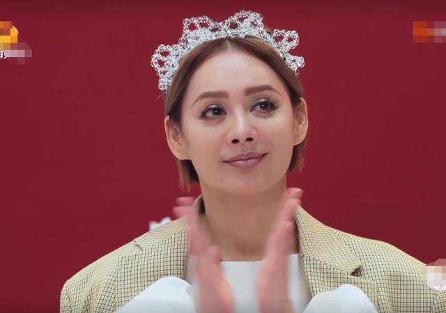 浪姐|《浪姐》女星素颜照一个比一个普通：孟佳差别好大，张雨绮惊艳