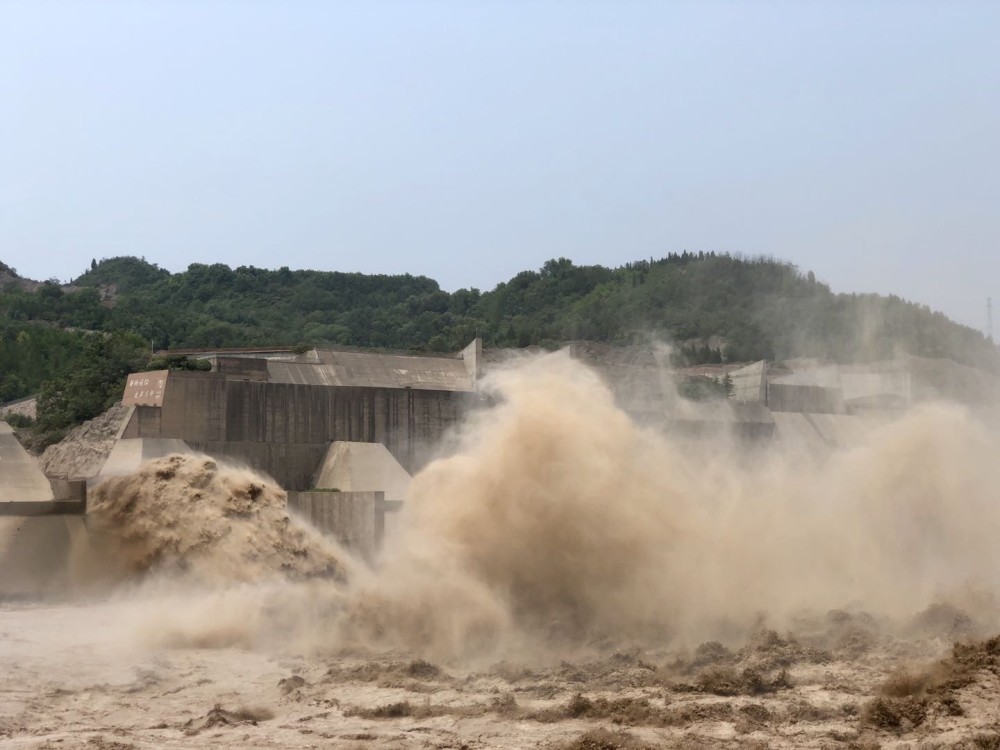 小浪底水库排沙现场震撼人心伟大的工程保黄河安澜百姓平安