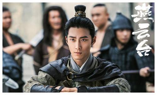 何超莲|何超莲送别赌王后首更新动态，曝光窦骁入住三太豪宅同居“试婚”