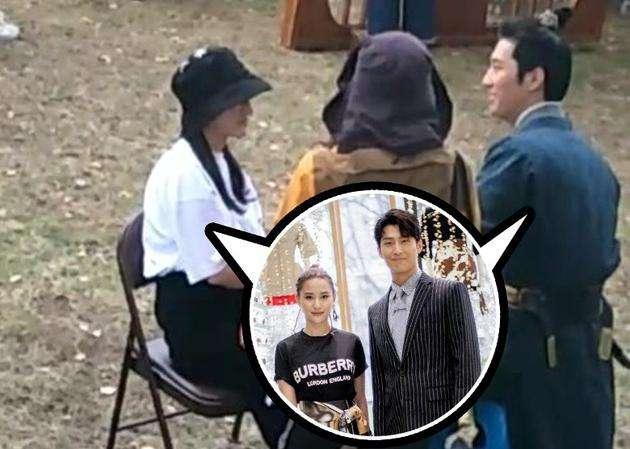 何超莲|窦骁赌王葬礼后在女友家陪伴，何超莲陪窦骁健身练肌肉，幸福满满